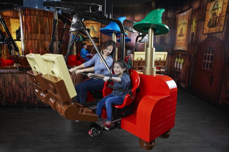 Berlin: LEGOLAND Discovery Centre and Madame Tussauds Ticket - Adult access rule: the biggest planning factor for LEGOLAND