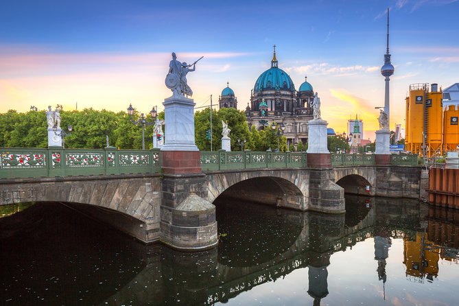 Berlin Like a Local, 3 hr Private & Personalized Experience - The local host is the real product here