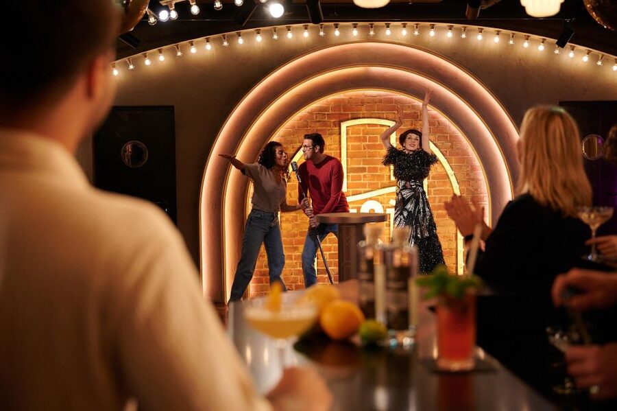 Berlin: Madame Tussauds Museum & Berlin Dungeon Combo Ticket - Key things to know before you go