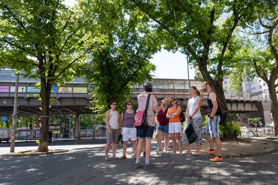 Berlin: Mitte Culinary Food Tour - Starting at Hackesche Höfe: orientation, pace, and your first taste