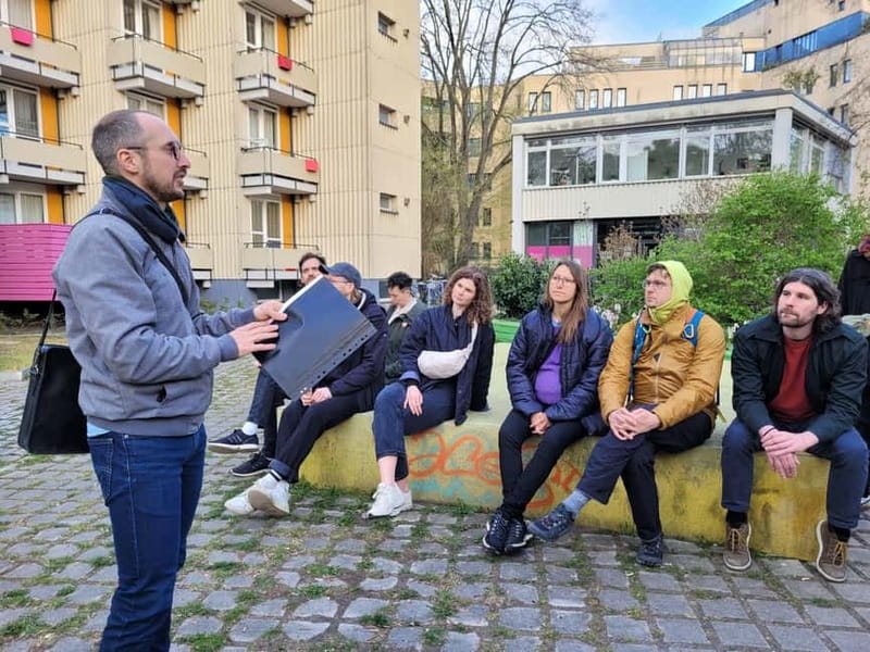 Berlin: Modernist Architecture Tour in the Hansaviertel - Should you book the Berlin Hansaviertel modernist architecture tour?