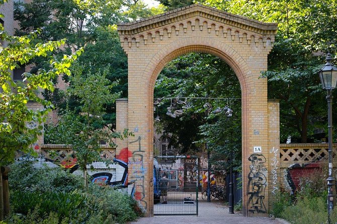 Berlin Off-the-Beaten-Path Walking Tour: Kreuzberg, Mitte and Friedrichshain - Urban Farms, Guerrilla Gardens, and Alternative Art in Real Spaces