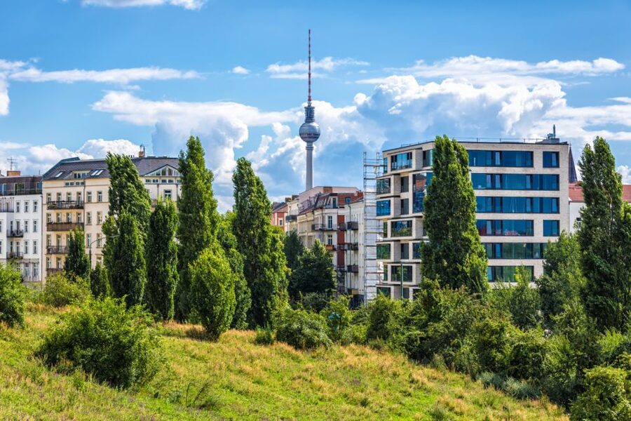 Berlin Prenzlauer Berg: Scavenger Hunt Self-Guided Tour - Gethsemane Church Area: History Through Questions, Not Lectures