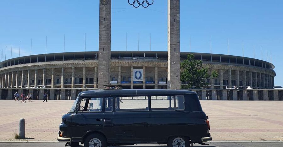 Berlin: Private 2-Hour Sightseeing Tour in Classic GDR Van - Meeting Point Reality: Beim Fahrzeug and Keeping It Smooth