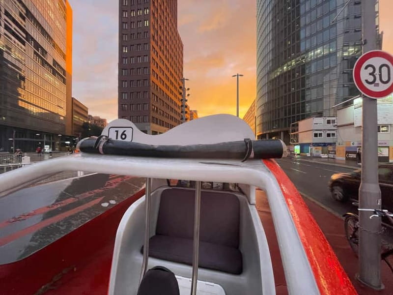 Berlin: Private Sightseeing Tour in an E-Rickshaw - Why an e-rickshaw is smart for Berlin’s center