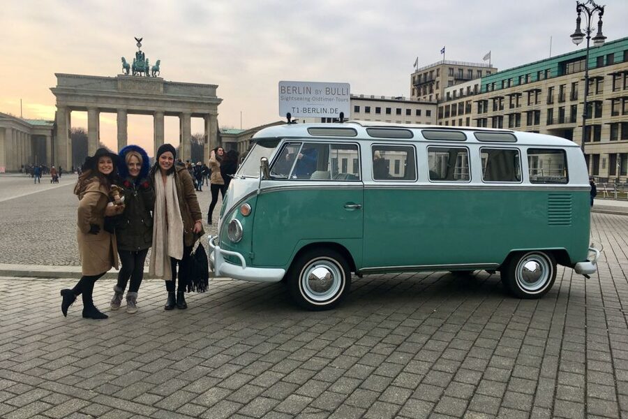Berlin: Private Sightseeing Tour in Iconic Oldtimer VW Bus - Who will guide you, and why that changes the experience