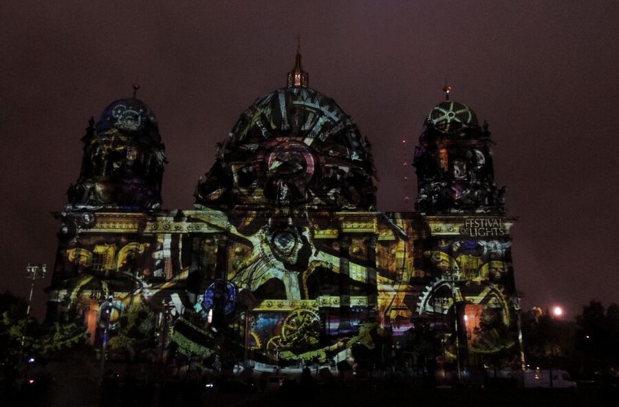 Berlin: Private Walking Tour with a Local - What you might see on the route, from street art to courtyard cafés