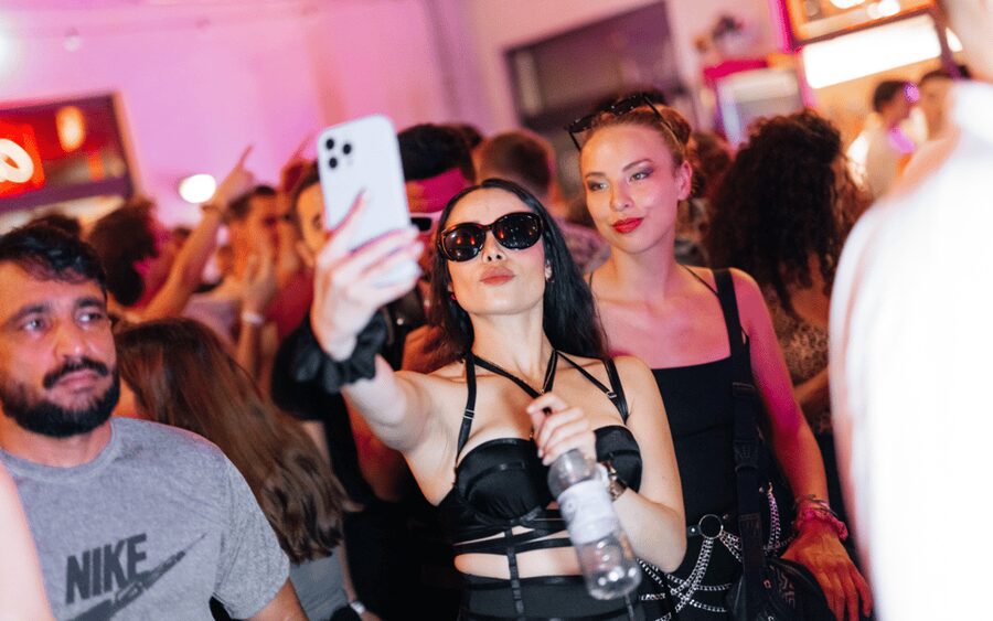 Berlin: Pub Crawl with Shots and VIP Club Entry - The Bar Crawl Part: Shots, Shisha Lounges, and Scene-Heavy Stops