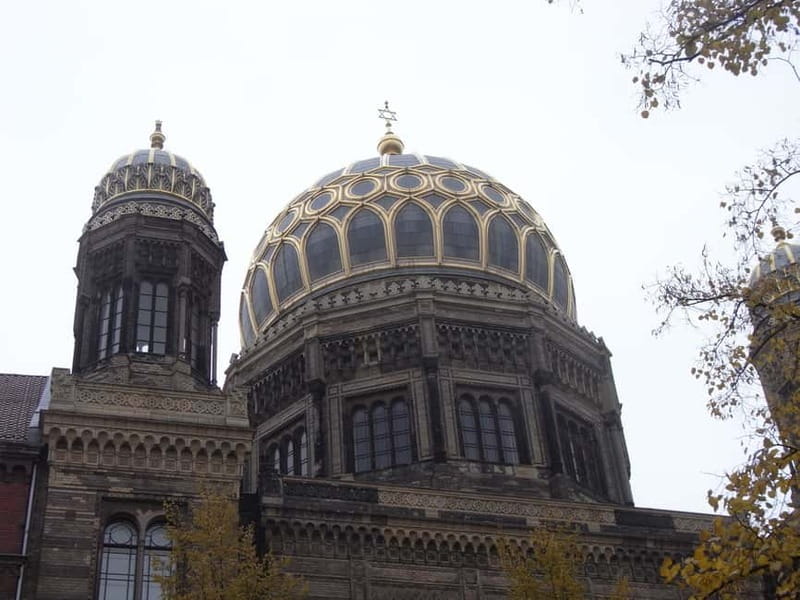 Berlin‘s Jewish Heritage Private Tour With Jacob - Price and value: what $303 per group really buys you