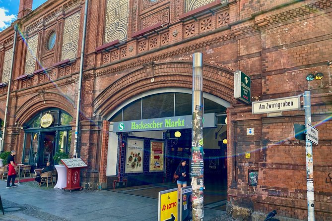Berlin's Jewish Quarter - Private Live Virtual Experience - Stop 2: Haus Schwarzenberg and the Moses Mendelssohn Connection