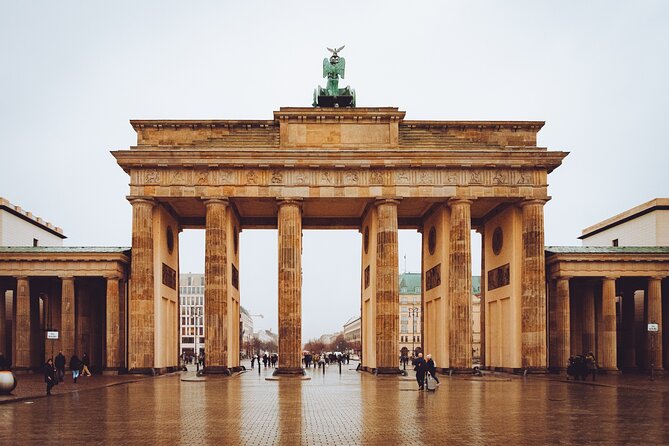 Berlin Scavenger Hunt and Highlights Self-Guided Tour - Price and pace: what $7.52 buys you in Berlin