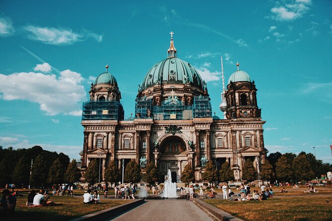Berlin Scavenger Hunt and Highlights Self-Guided Tour - Starting at Alexanderplatz without a guide: your real first step