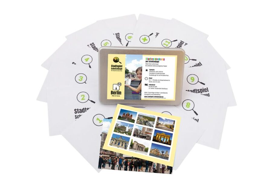 Berlin: Self-Guided Family and School Class Scavenger Hunt - The Route From Alexanderplatz World Clock to the TV Tower