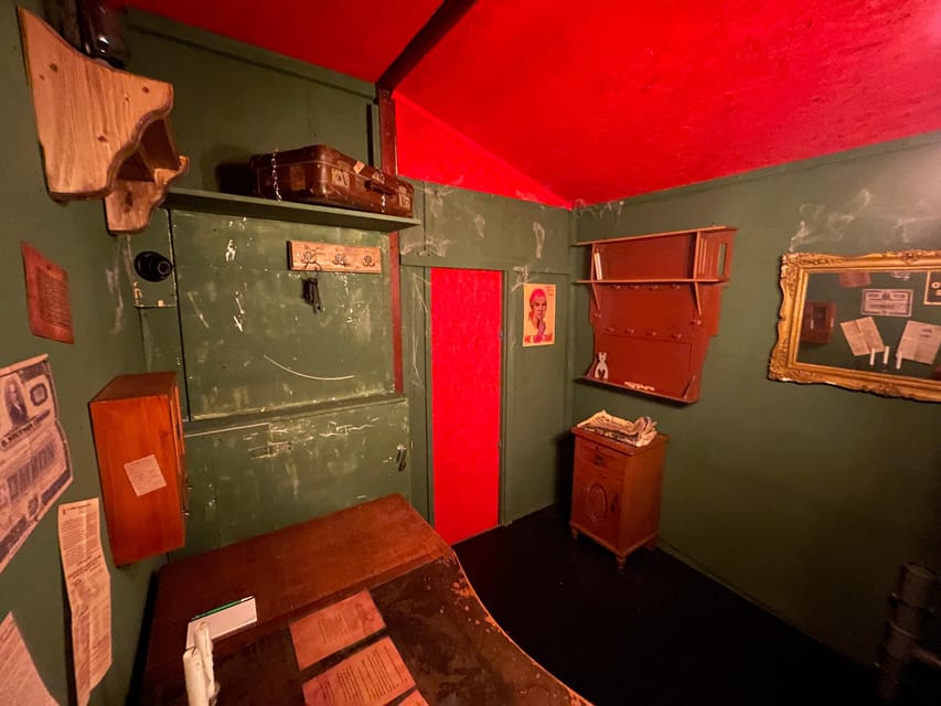 Berlin: “Shadow of the Rubber Duck” Escape Room Experience - Price and value: is $35 per person worth it?