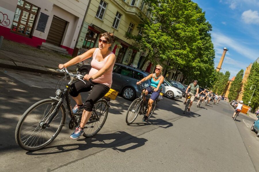 Berlin: Sights and Highlights Bike Tour with a Local Guide - Berlin in 3 Hours, on Two Wheels
