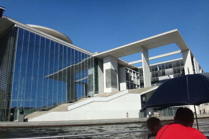 Berlin sightseeing boat tour on the Spree - Regierungsviertel From the River: Reichstag, Hauptbahnhof, Chancellery, HKW