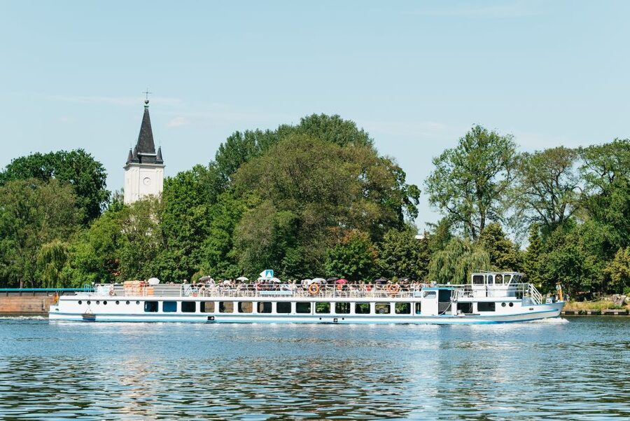 Berlin: Spree Boat Tour to Müggelsee - Müggelsee and Müggelturm views, your nature break inside the city