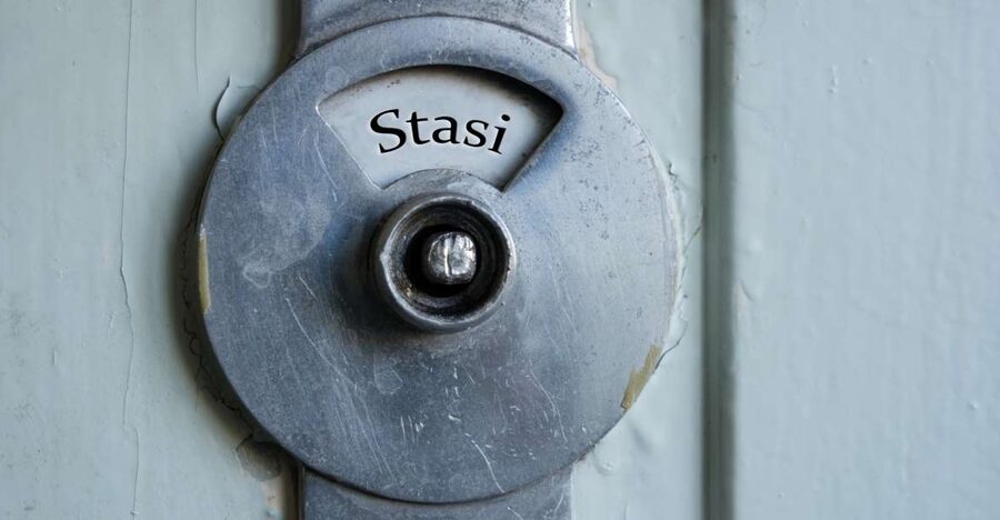 Berlin: Stasi Museum Private Guided Tour with Entry Ticket - Former Stasi Headquarters: How Surveillance Was Built