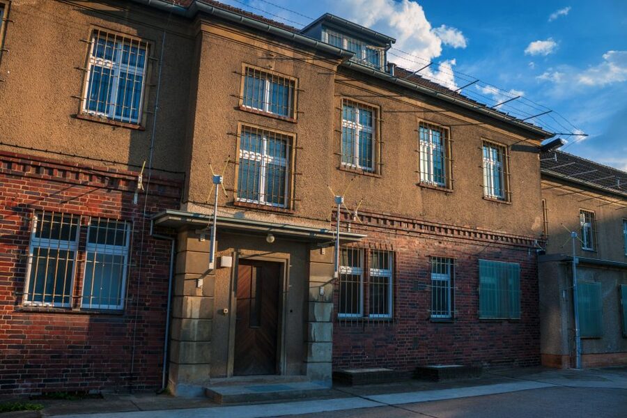 Berlin: Stasi Museum Private Guided Tour with Entry Ticket - What You Learn About GDR Life Behind the Wall