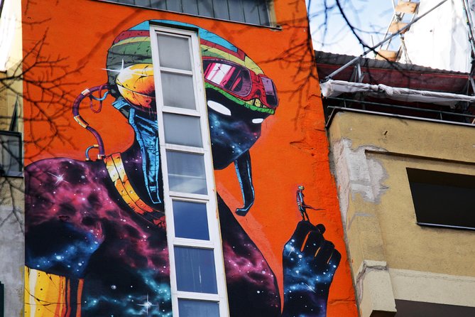 Berlin Street Art & Graffiti Walking Tour - Haus Schwarzenberg: Learning Street Art Through Place and Story
