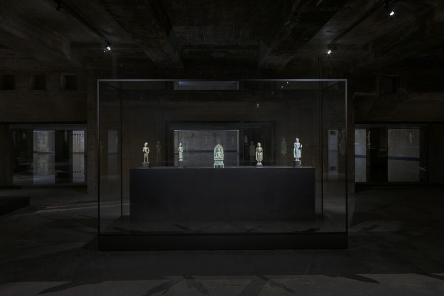Berlin: The Feuerle Collection Guided Tour and Entry Ticket - Imperial Chinese furniture and the joy of close materials