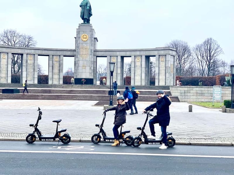 Berlin: Thrilling E-Scooter Adventure Tour - Where You Meet at Claire-Waldoff-Straße 6