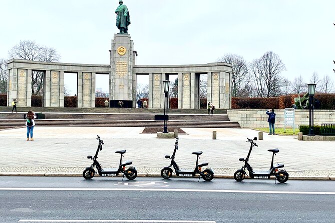 Berlin: Ultimate E-Scooter Adventure Tour - Where you start, how you’ll move, and what “1 to 3 hours” really means
