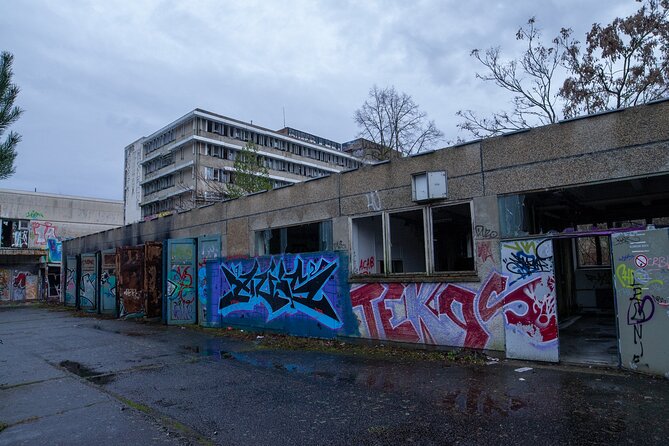 Berlin Urbex Adventure and History Tour - Small-group touring in Berlin: the comfort factor