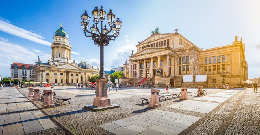 Berlin: Walking Tour of the Top 10 Sightseeing Attractions - Why this 2-hour Berlin route works so well