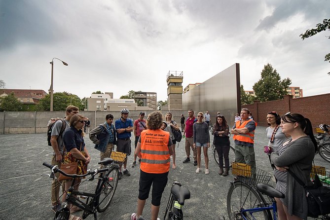 Berlin Wall and Cold War Bike Tour in Small Groups - Where the Ride Starts: KulturBrauerei, Knaackstraße, and a Convenient Loop