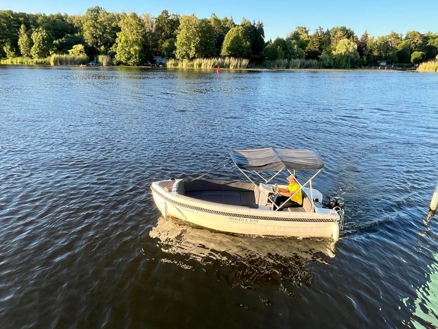 Berlin: Wonderful days renting the motorboat tortola - Waterside Berlin on your terms