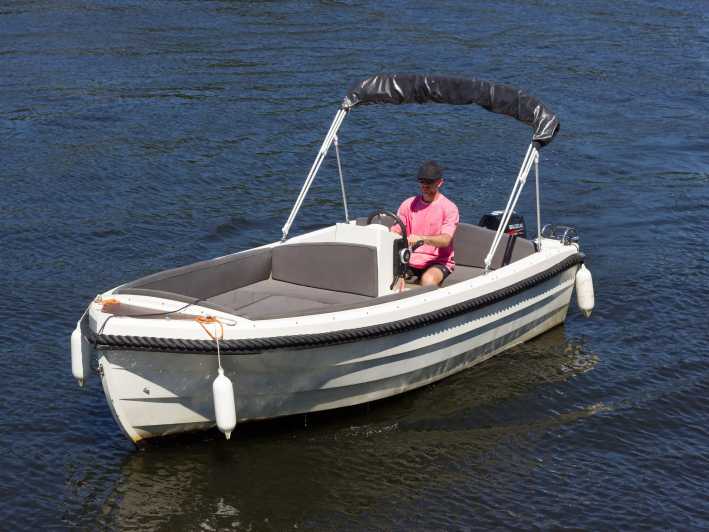 Berlin: Wonderful days renting the motorboat tortola - Finding the boat: Mueggelbay start at Neuhelgoländer Weg 7
