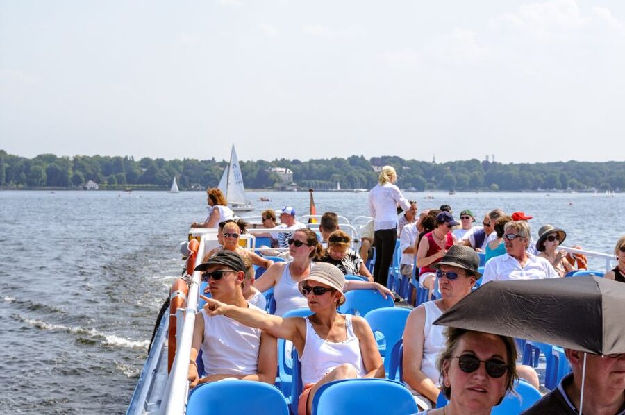 Berlin: World Heritage Cruise to Potsdam - Comfort, seating, and how to get the best views