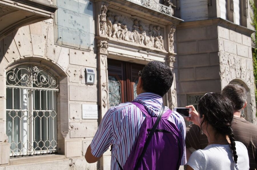 Berlín y el Nacionalsocialismo. Group Tour in Spanish - Goebbels and Propaganda, Not Just Posters on Walls