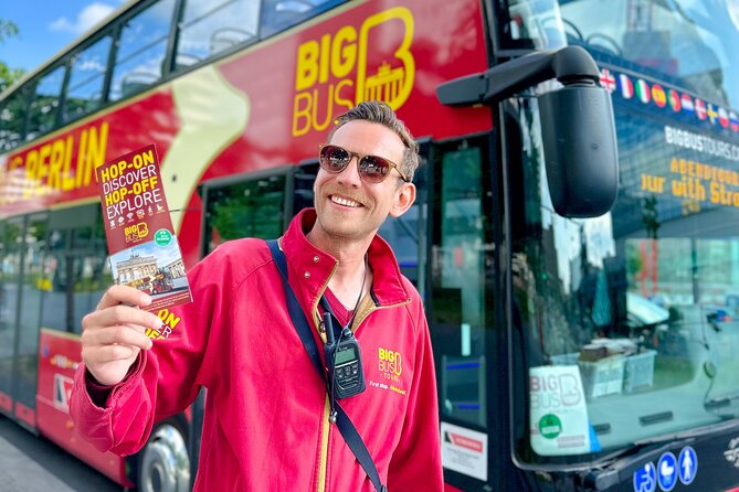Big Bus Berlin Hop-On Hop-Off Sightseeing Tour & Currywurst - Route 1 stop-by-stop: from Museum Island to Brandenburg Gate to Ku’Damm