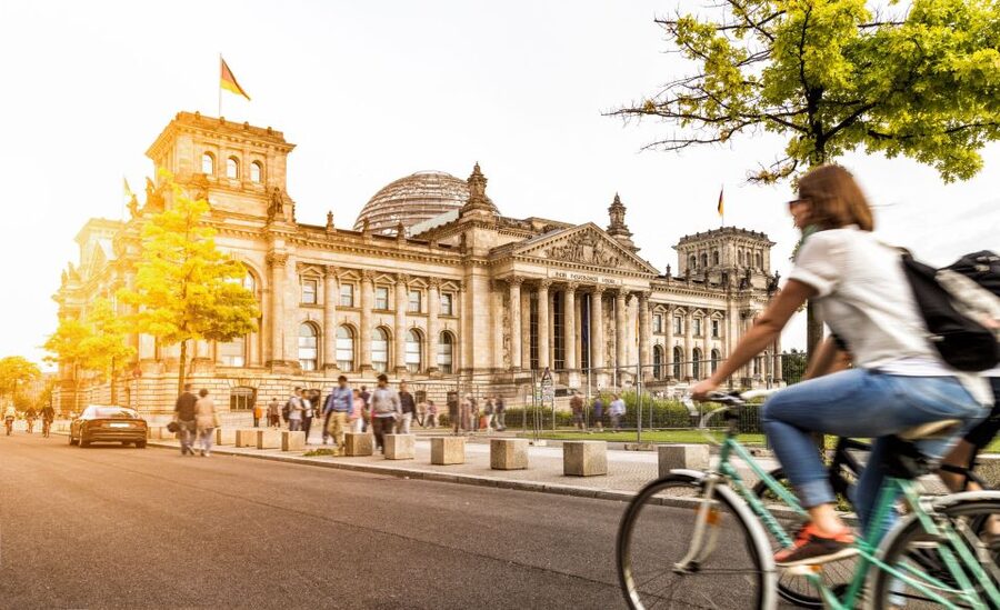 Bike Tour of Berlin Top Attractions with Private Guide - 2-hour route: Fernsehturm to Brandenburg Gate, plus Gendarmenmarkt