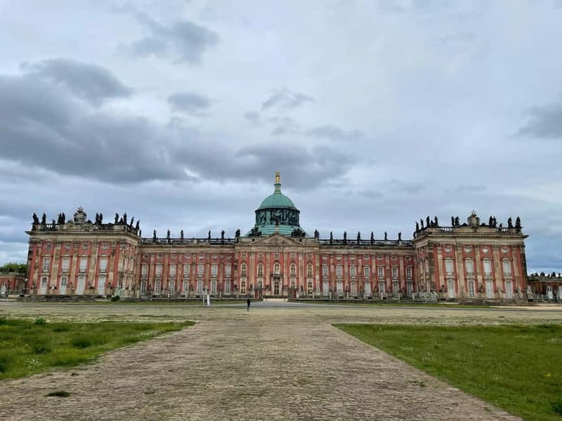 Charlottenburg Palace with an excursion to Potsdam - The SPSG Museum app setup for Charlottenburg audio