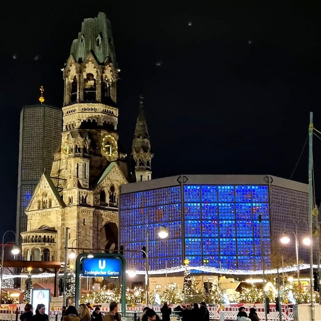Christmas market lights tour bus through Berlin, free mulled wine (2.5 hours) - Kurfürstendamm to Breitscheidplatz, where Berlin’s lights start talking