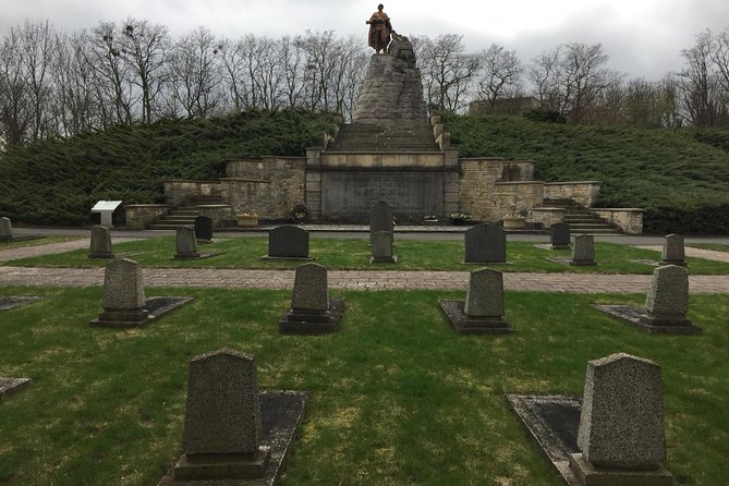 Clash of Titans: Battle for Seelow Heights WW2 tour - Reitwein Sporn trench walks, Zhukov’s bunker, and the view you remember