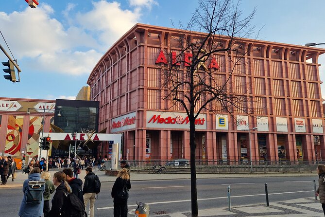 Dark Berlin Criminal Tour - Stop 5: Littenstraße, Berlin Mitte Court, and the Lola Connection