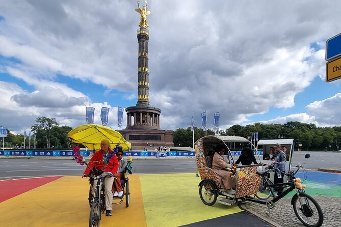 Day trip through multicultural city landscapes & photo highlights - Brandenburg Gate to the Unter den Linden axis: classicism as a photo anchor