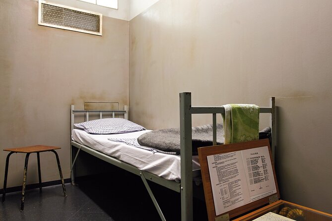 DDR Museum Berlin Admission Ticket - Entering the GDR world: start with the reconstructed flat and TV propaganda