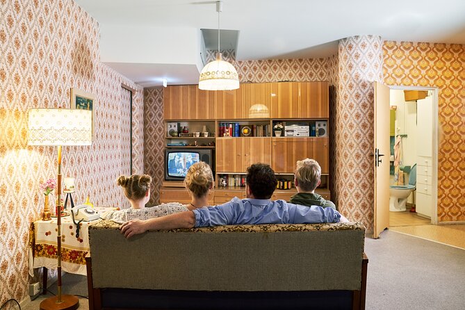 DDR Museum Berlin Admission Ticket - Virtual housing and everyday life: see how the neighborhood story works