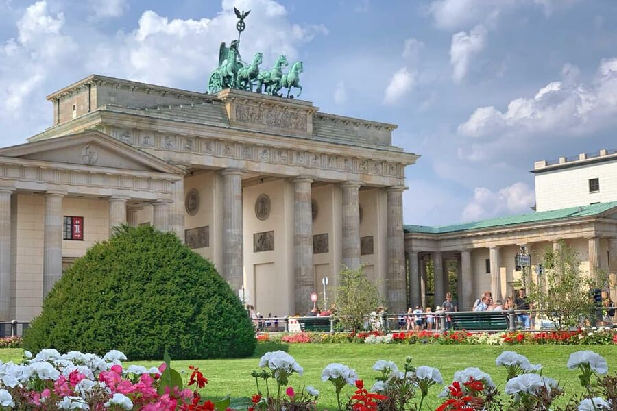 Discover Berlin Express Tour: 2hr Highlights - Key things you will notice on this express walk
