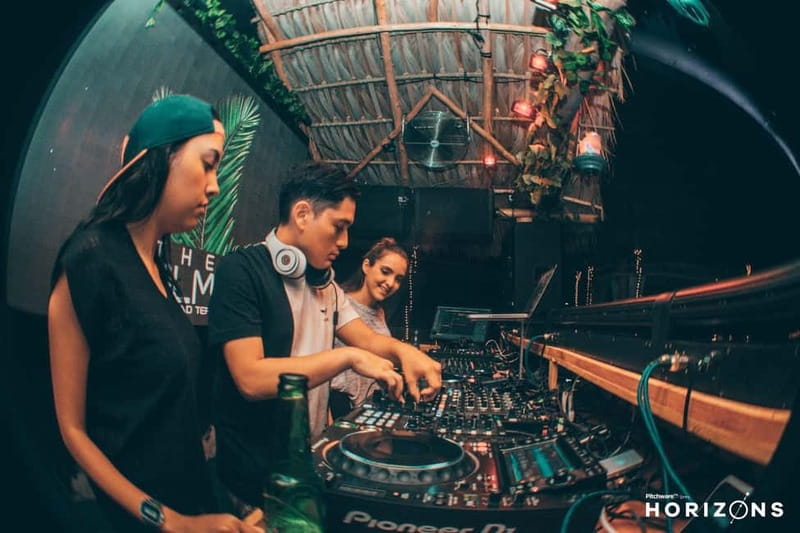 DJ for a Day: Learn to Mix Like a Pro in Berlin - The 1.5-hour plan: beat structure to your first mix attempt