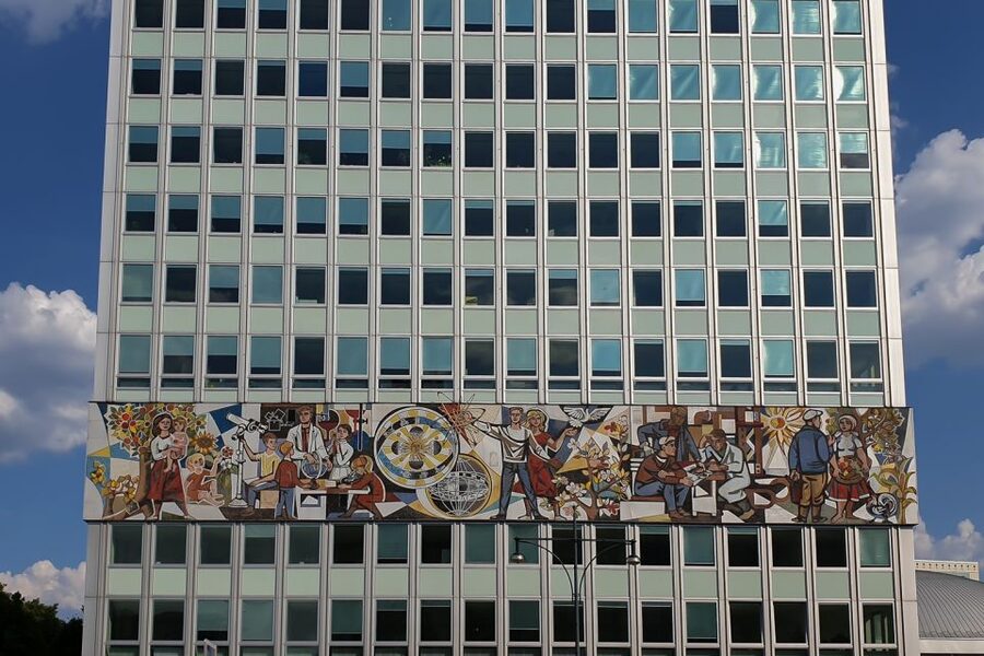 East Berlin and the Wall: Walking Tour - Getting Around: Transport Ticket AB and Other Small Logistics