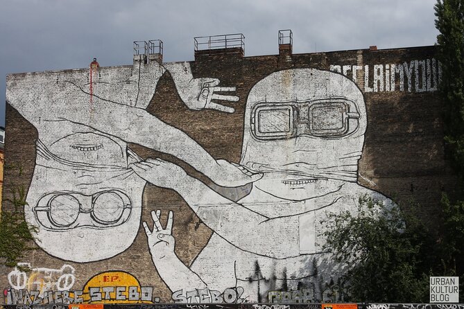 East Meets West: Berlin Food Culture & Street Art - Currywurst at Ketels, when a simple snack has a story