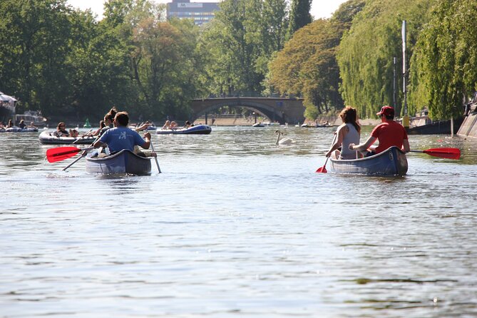 Explore Berlin by canoe - Görlitzer Ufer and park edges: where the city relaxes