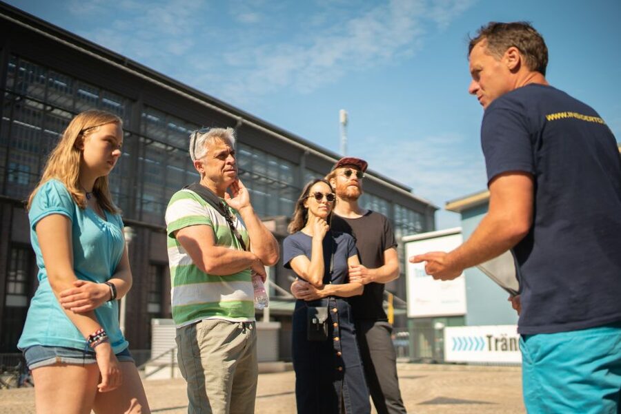 Explore Berlin: Walking Tour of All The Iconic Sites - Key Things You Will Notice on This Walk