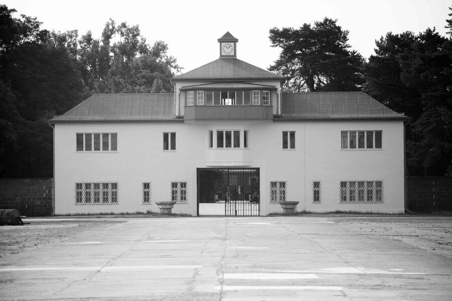 From Berlin: Licensed Sachsenhausen Tour with max. 15 people - Key things that make this Sachsenhausen tour worth your time